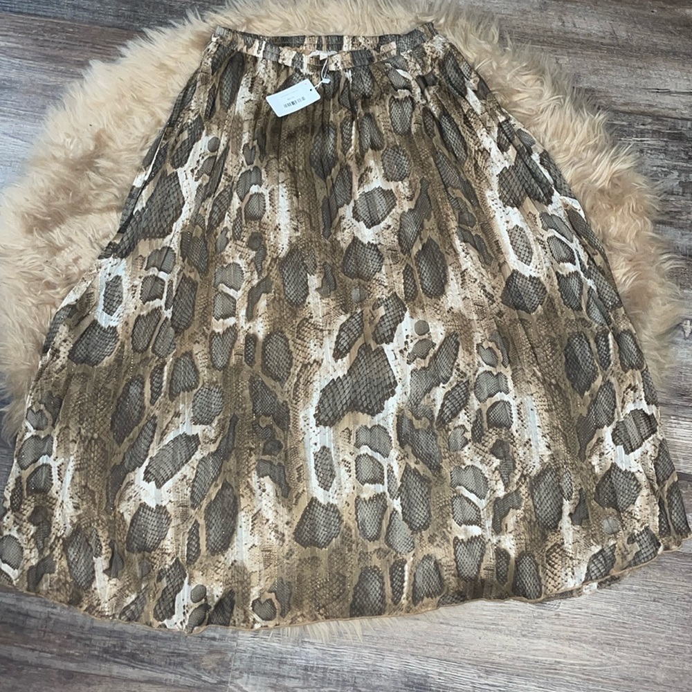 Animal Print pleated  skirt